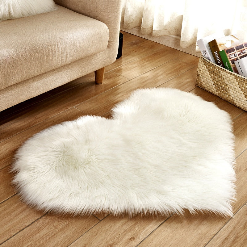 Heart Shape Fluffy Rugs Washable Faux Fur Rug For Kids Bedroom Home Decoration Mat Soft Carpet Rug